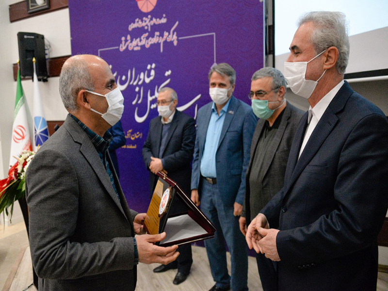 The selected technologists of the province were honored in a ceremony in East Azerbaijan Science and